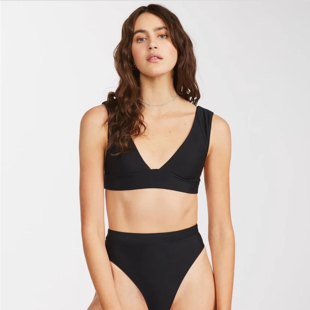 Billabong Sol Searcher Plunge V-neck bikini top medium black